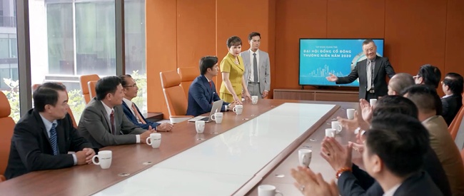 Tình Yêu Và Tham Vọng: Minh lại mất chức, Tuệ Lâm có trở về làm amp;#34;trùm cuốiamp;#34; chất lừ? - 3