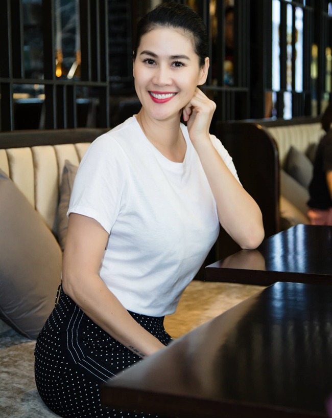 Thân Thúy Hà: amp;#34;Tôi không biết con gái mình có bao nhiêu ông bố đại gia như đồn đại nữaamp;#34; - 10