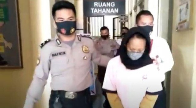 Thấy ngôi mộ không chủ kỳ lạ, người dân đào lên phát hiện sự thật kinh hoàng - 3