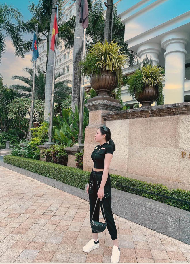 Cuộc sống đáng mơ ước của cô dâu được chị tặng 2,5 tỷ cùng 49 cây vàng trong đám cưới - 7