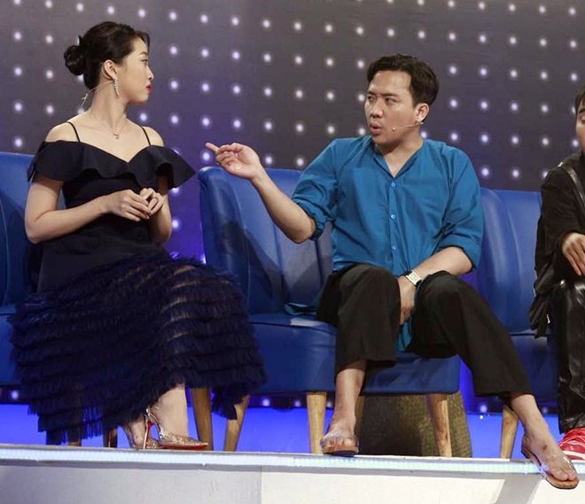 Trấn Thành - Trường Giang ngồi xổm ở trường quay, bàn tán về chồng sắp cưới MC Liêu Hà Trinh - 1