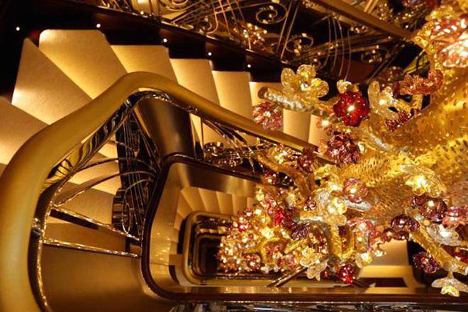 16 cách dùng vàng lạ đời của hội nhà giàu trong lúc người nghèo tích cóp từng chỉ một - 14