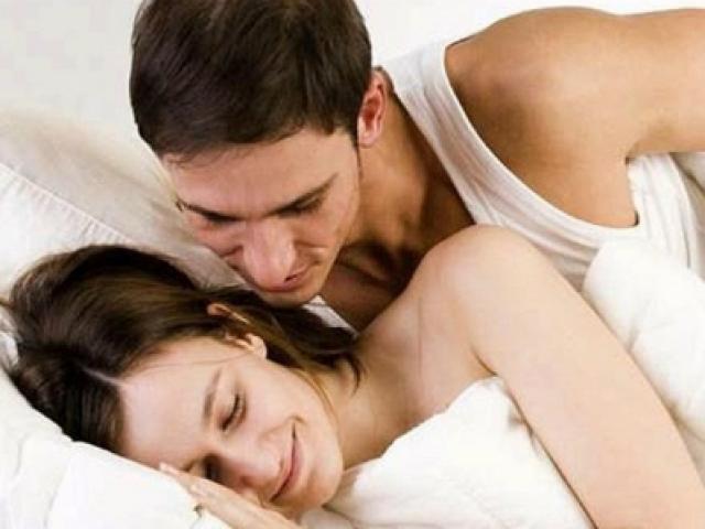 Truyện cười hay: Chồng khổ sở vì vợ thủy chung trước sau như một