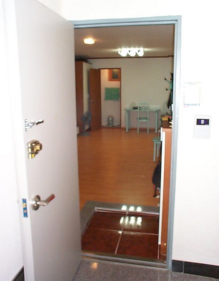 9 điểm đặc biệt của những ngôi nhà trên khắp thế giới có thể khiến du khách kinh ngạc - 1