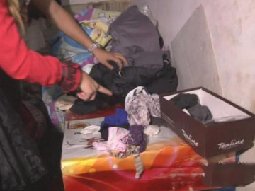 Thấy đồ lót của con gái trong phòng con trai, cha mẹ nói 1 câu khiến con phải đi khám