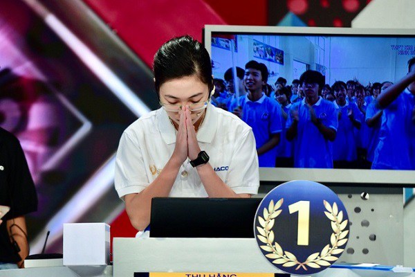 Nữ quán quân Olympia 2020: Bảng thành tích khủng, bí quyết giành chiến thắng chỉ trong 2 chữ - 1