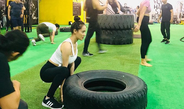 Nhã Phương chăm chỉ tập luyện mọi lúc mọi nơi