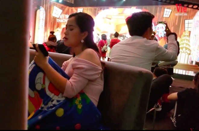 Cảnh Trường Giang nũng nịu trò chuyện với con gái đầu lòng: Đích thị là amp;#34;ông bố nghiện conamp;#34; - 4