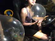 Tin tức - Hít bóng cười rồi bắt taxi, cô gái có hành động đáng sợ khiến tài xế sốc nặng