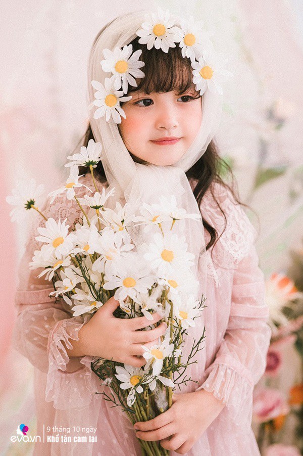 View - Có bầu chồng bơ, mẹ đắng cay đi đẻ, bán ốc nuôi con thành Thiên tài nổi khắp Nha Trang