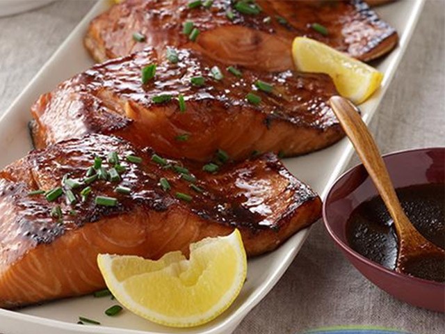 Bị chê mặt béo trên tivi, Bảo Thy được ông xã tặng cá hồi tận 7kg để giảm cân - 6