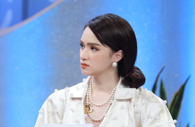 Hương Giang: amp;#34;Cưới chồng gia thế khủng, mọi người vỗ tay nhưng chắc gì đã hạnh phúcamp;#34; - 3
