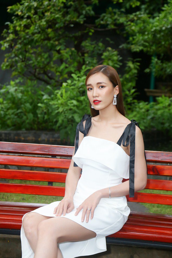 Nữ ca sĩ xinh đẹp lấy chồng chuyển giới thừa nhận tật xấu làm amp;#34;anh xãamp;#34; hoảng sợ mỗi đêm - 5