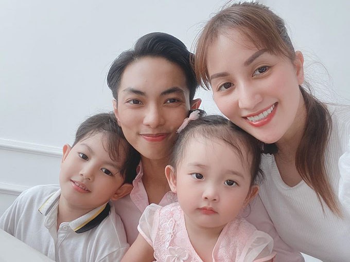 Mẹ ruột U80 của Khánh Thi: Đẹp khó đoán tuổi, từng là Hoa khôi, ca sĩ - 7