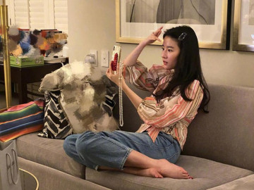 Ngôi sao 24/7: Bị chê thua nữ phụ đóng thế, Lưu Diệc Phi khoe hình mới dân mạng câm nín