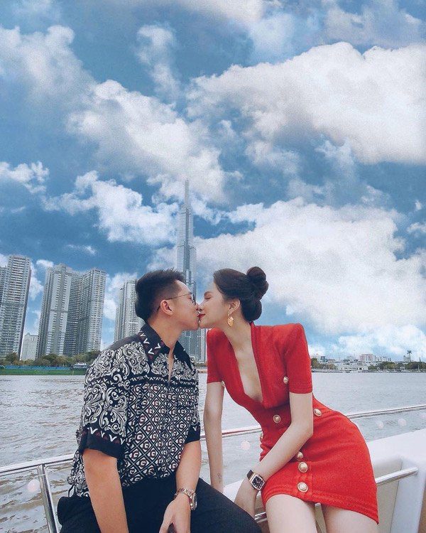 Hoa hậu amp;#34;đắt showamp;#34; nhất làng giải trí quẹt thẻ tiền tỷ mua sắm: Phong cách sống chuẩn sao giàu - 7