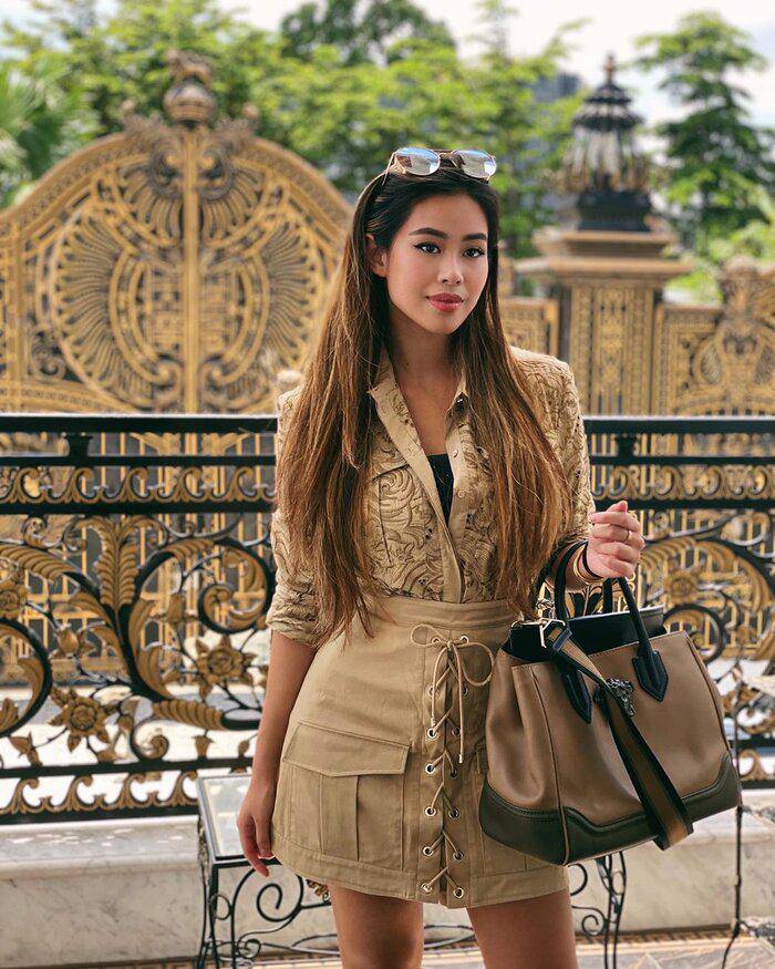Con gái amp;#34;vua hàng hiệuamp;#34; khoe nội thất xế hộp bạc tỷ, xứng danh amp;#34;sinh ra đã ở vạch đíchamp;#34; - 1