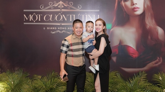 Giang Hồng Ngọc hôn đắm đuối trai Tây, ông xã nói gì? - 1