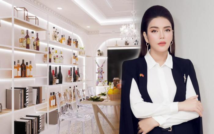 Lý Nhã Kỳ được xem là một trong những nữ đại gia giàu có nhất nhì showbiz Việt khi sở hữu nhiều bất động sản đắt tiền. Hiện cô đang ở trong toà nhà sang chảnh mang tên mình.