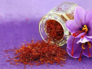 Nhụy hoa nghệ tây có tác dụng gì? Ai không nên uống nhụy hoa nghệ tây?