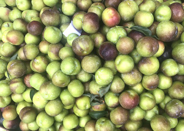Mận seo thường được bán với giá khoảng 20.000-30.000 đồng/kg tùy thời điểm