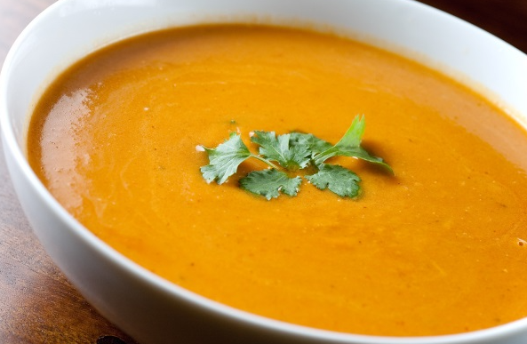 Cháo bí đỏ phô mai cho bé mềm mịn