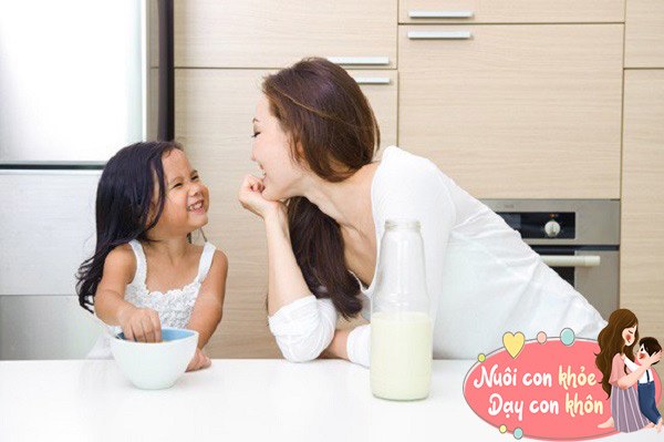 Các bà mẹ có con giỏi giang, ngoan ngoãn thường nói với trẻ 4 câu này trước khi đi ngủ - 4