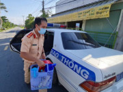 Tin tức - Sài Gòn giãn cách, sản phụ vừa sinh con không bắt được xe, được chú CSGT đưa về tận nhà