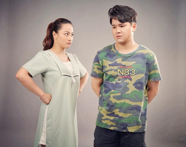 Hoa - Núi đang được nhiều khán giả ủng hộ yêu nhau.