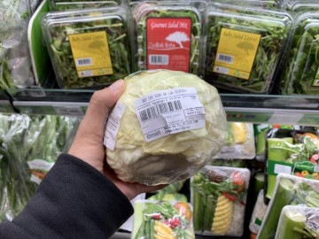 Bắp cải giá 250.000 đồng/kg giữa mùa dịch ở TP.HCM: Nhiều người té ngửa vì sự thật bất ngờ