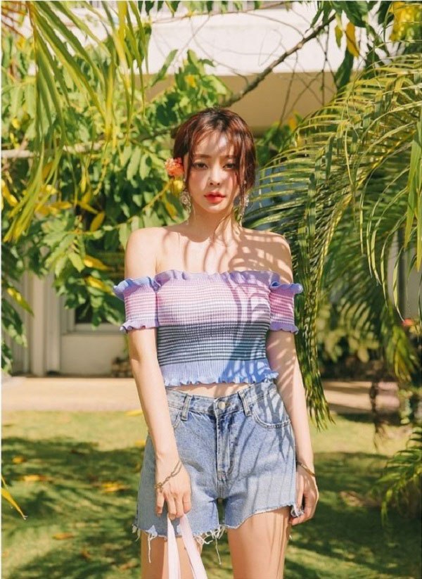 Những kiểu áo croptop siêu tôn dáng, nàng mặc ở nhà hay ra đường đều chuẩn sành điệu - 10