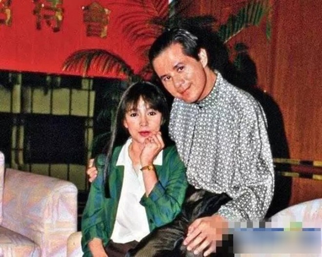 Trịnh Du Linh bên người tình đầu tiên Cam Quốc Lượng.