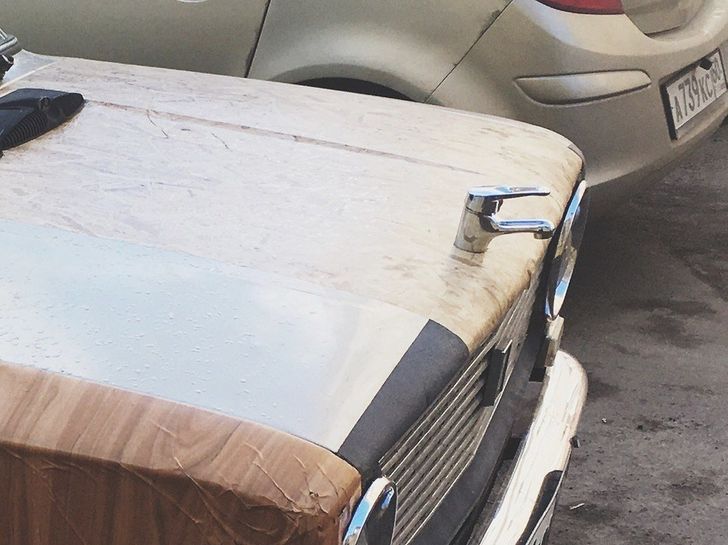 Chủ của ý tưởng này chắc hẳn là người rất sạch sẽ, không thể đi đâu mà không rửa tay.