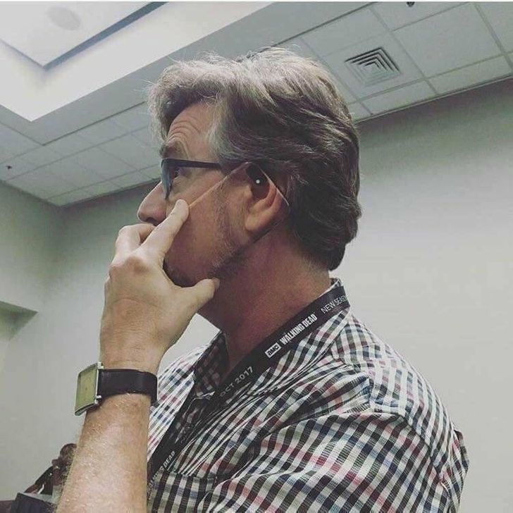 Chiếc ốp điện thoại khiến nhiều người bất ngờ, ngỡ ngàng, ngơ ngác rồi bật ngửa.