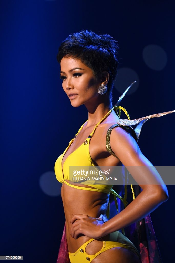 Chuyện chưa kể về thiết kế bikini của mùa Miss Universe 2018 giúp H’Hen Niê vào top 5 lịch sử - 4