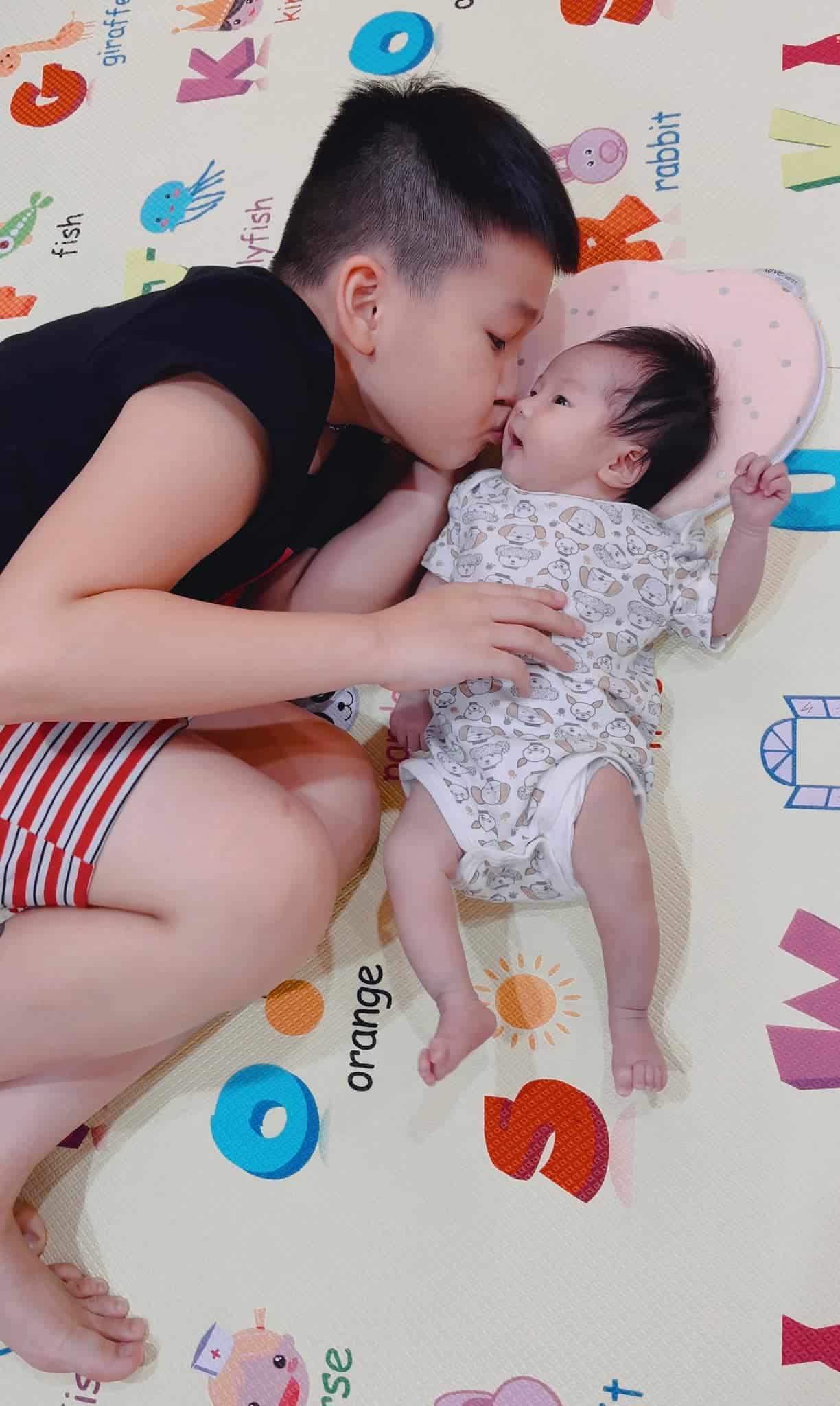 Hết 6 tháng đầu 2021, showbiz Việt đã đón 5 “Trâu vàng”, bé nào cũng xinh xắn, đáng yêu - 9
