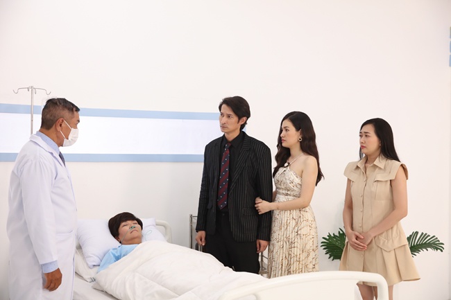 Em gái Trấn Thành bất ngờ về phe amp;#34;bồ nhí Hoa hậuamp;#34; của Huy Khánh - 9