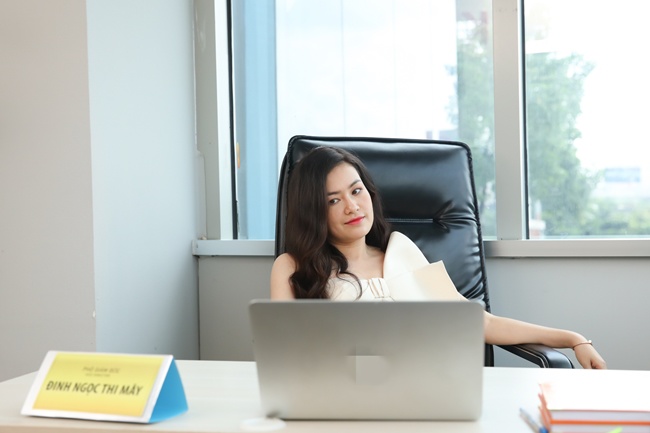 Em gái Trấn Thành bất ngờ về phe amp;#34;bồ nhí Hoa hậuamp;#34; của Huy Khánh - 7