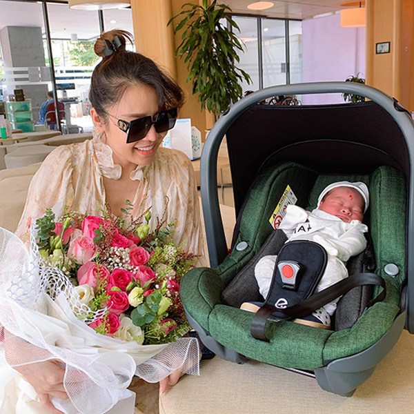 3 mỹ nhân Việt vừa sinh con: Đều chọn viện đắt đỏ, có người một mình lái xe đi đẻ - 3