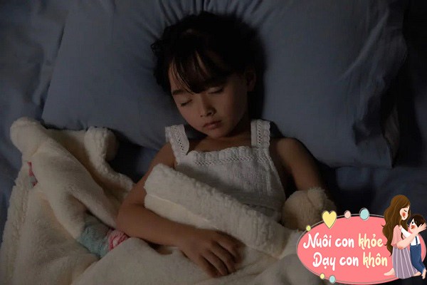 Giấc ngủ có vai trò quan trọng trong quá trình phát triển chiều cao của trẻ.