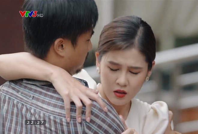 Thủy amp;#34;Mùa Hoa Tìm Lạiamp;#34; gợi ý Lệ sống với vợ chồng mình, bất ngờ phản ứng của con gái - 3