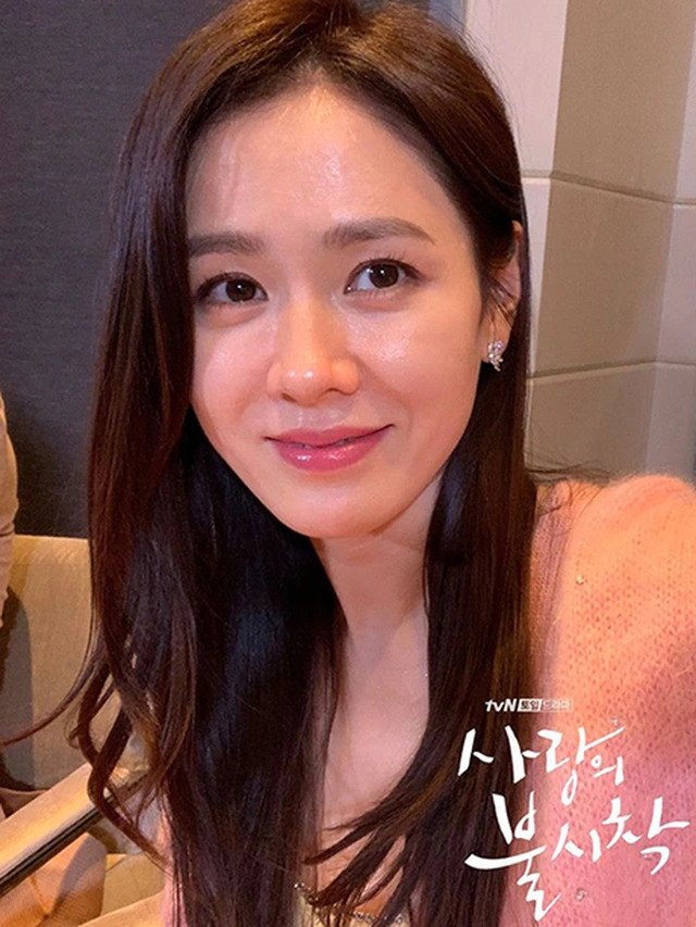 Tưởng trẻ bất bại, Song Hye Kyo-Son Ye Jin vẫn lộ khuyết điểm amp;#34;chí mạngamp;#34;, son phấn khó cứu! - 12