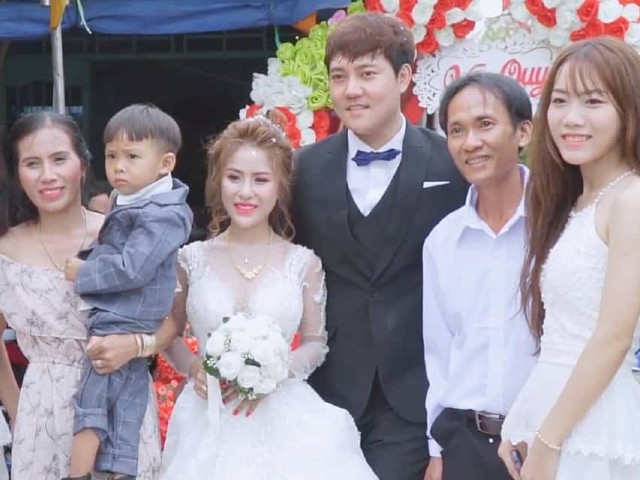 Cô dâu Việt 1m47 choáng với chiều cao chú Hàn Quốc 1m87, cả họ mừng sinh con cải thiện gen - 6