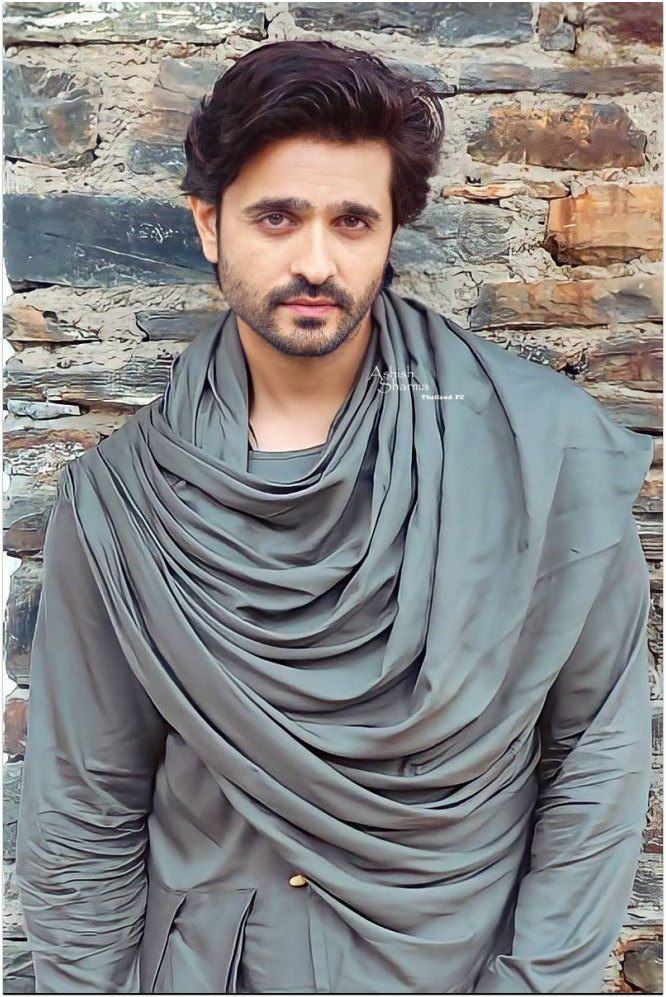 Ashish Sharma bỏ nghề về quê.