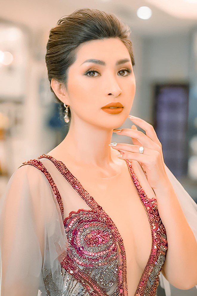 Đau đớn nhất với cô là làm bố mẹ đau lòng.