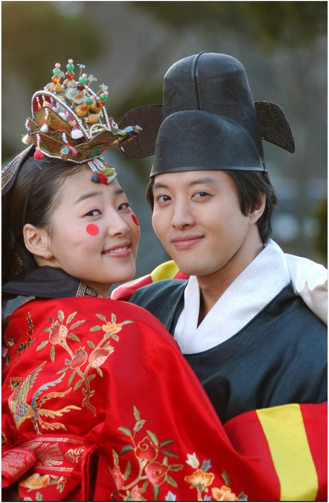 amp; # 34; Cô dâu nhỏ dễ thương; # 34;  Han Ji Hye: Chỉ yêu 2 người đàn ông, chờ 10 năm để khóc vì hạnh phúc - 10