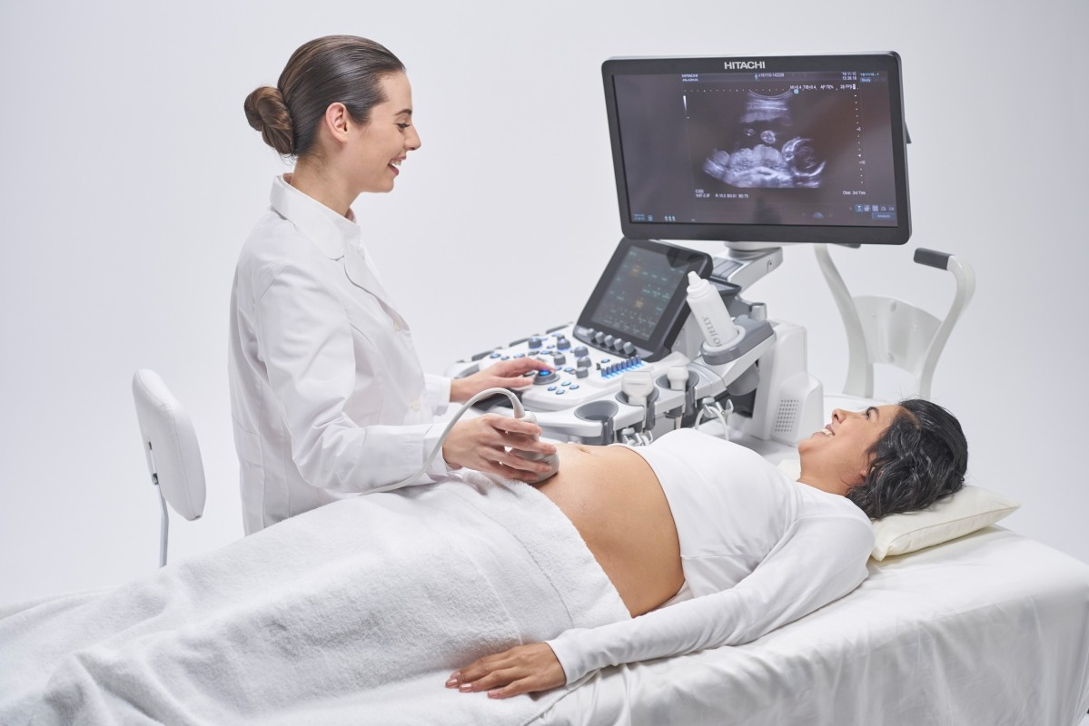Siêu âm thai và kiểm tra định kỳ là cách xác định chính xác nhất nguyên nhân thai chưa vào tử cung. (Ảnh minh họa)