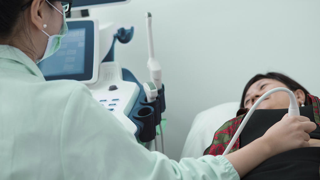 Việc siêu âm có túi thai nhưng chưa thấy phôi thai ở tuần thứ 5 là bình thường (Ảnh minh họa)