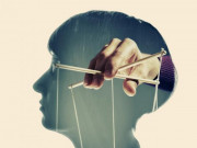 Có phải, bạn đang bị thao túng cảm xúc?