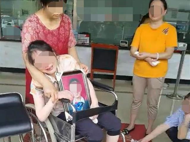 Vợ bị chồng sát hại trong lúc chờ ly hôn, rùng mình dòng trạng thái từ 4 tháng trước